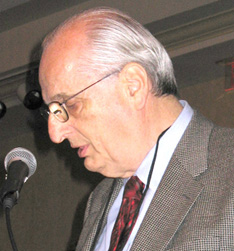 Speaker Judah Folkman at ICCS 2006